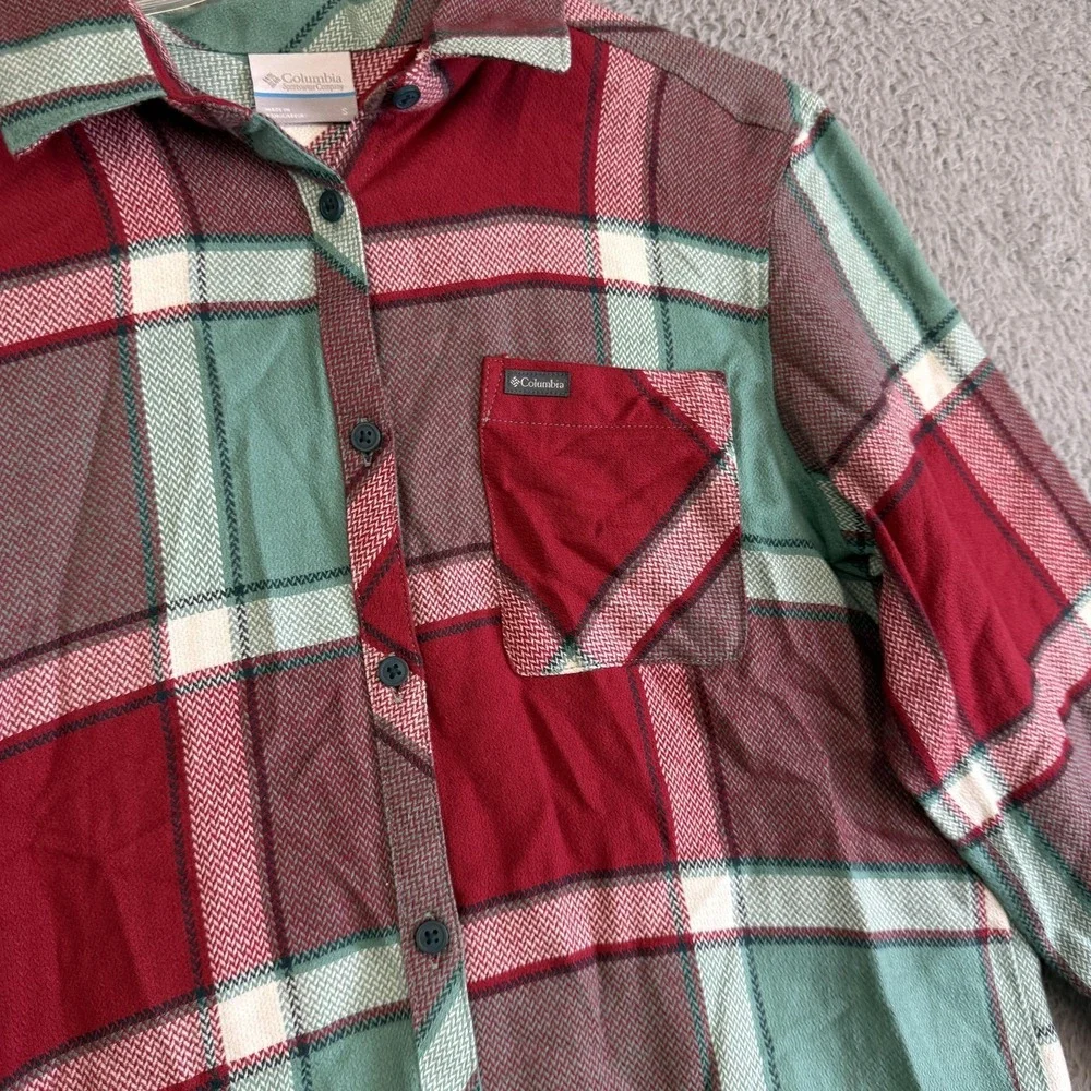 Columbia Shirt Mens Small Red Green Plaid Flannel Button Front Casual Outdoor
